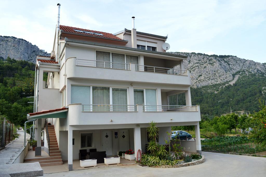 Villa Bubalo Оміш Екстер'єр фото