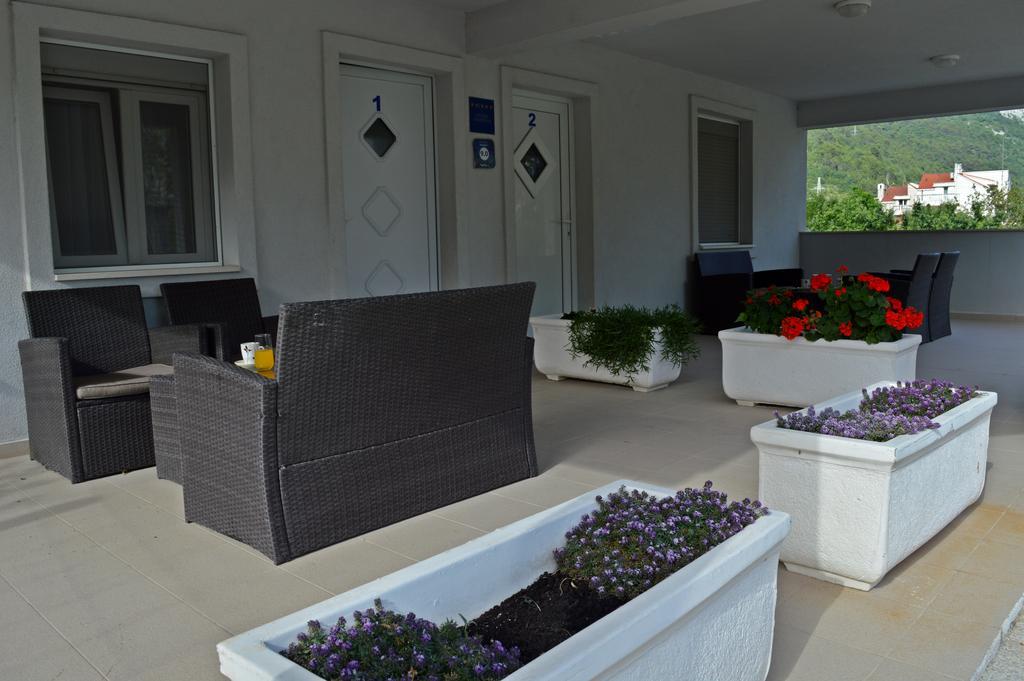 Villa Bubalo Оміш Екстер'єр фото